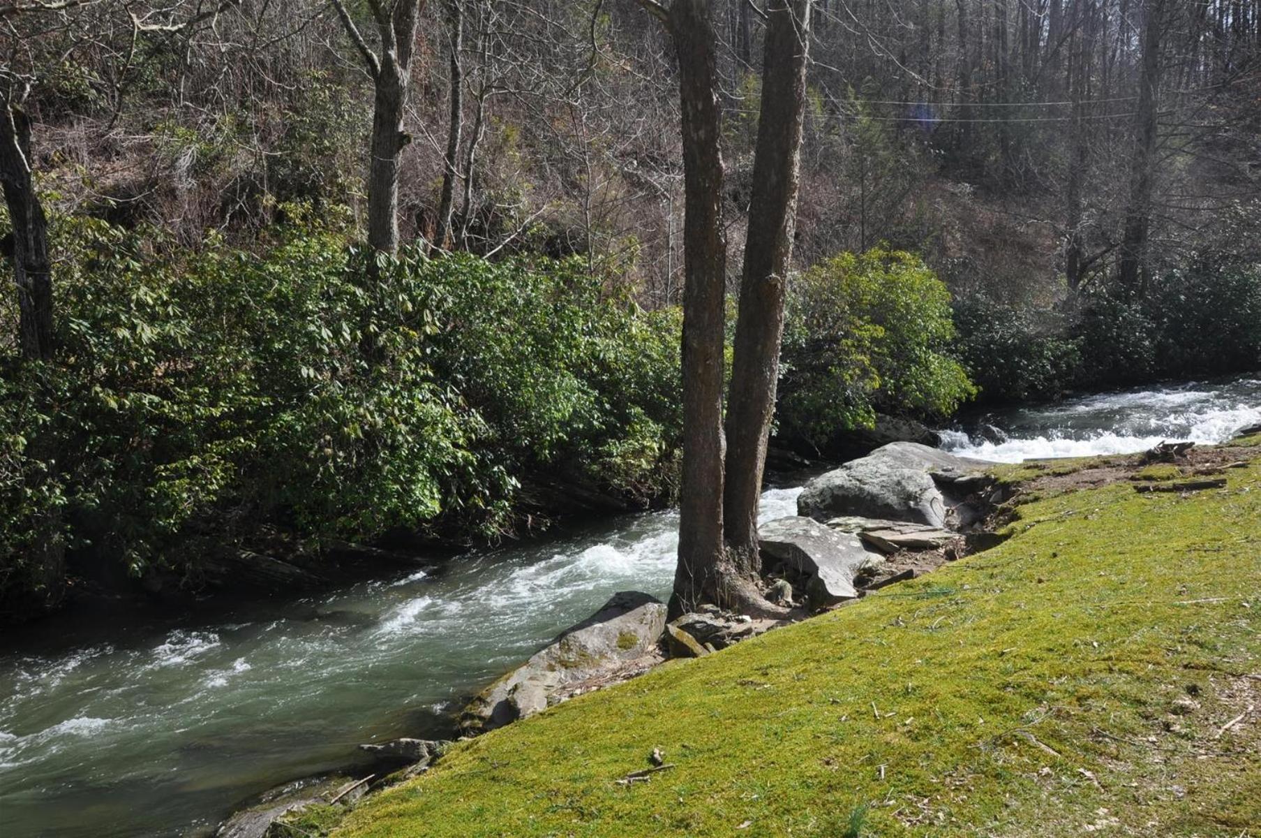 Waterfall Hideaway Villa Bryson City Eksteriør bilde