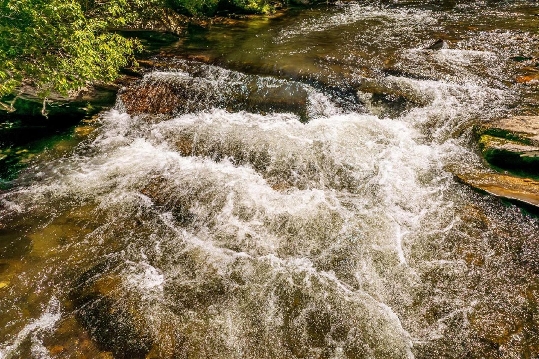 Waterfall Hideaway Villa Bryson City Eksteriør bilde