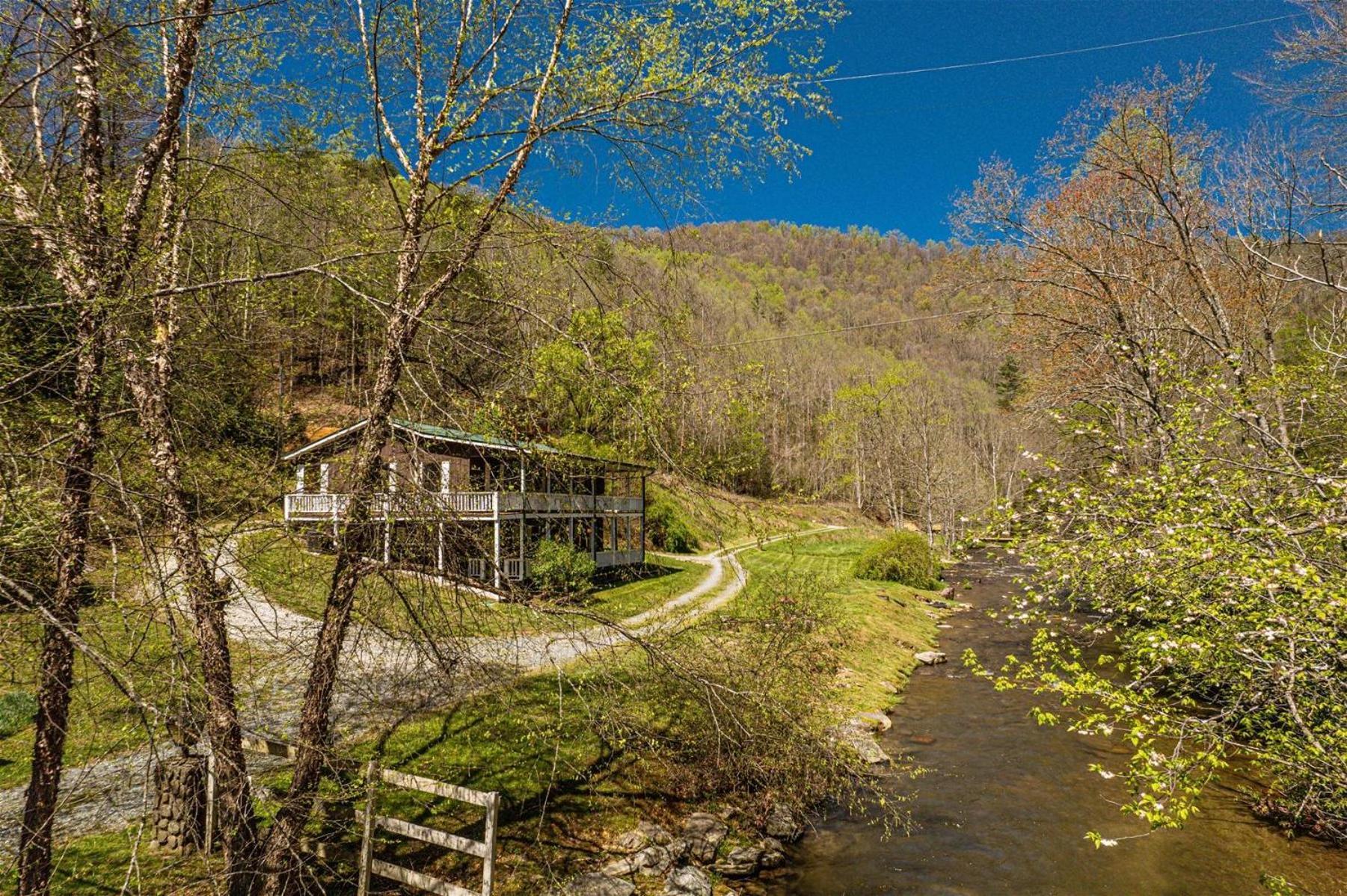 Waterfall Hideaway Villa Bryson City Eksteriør bilde